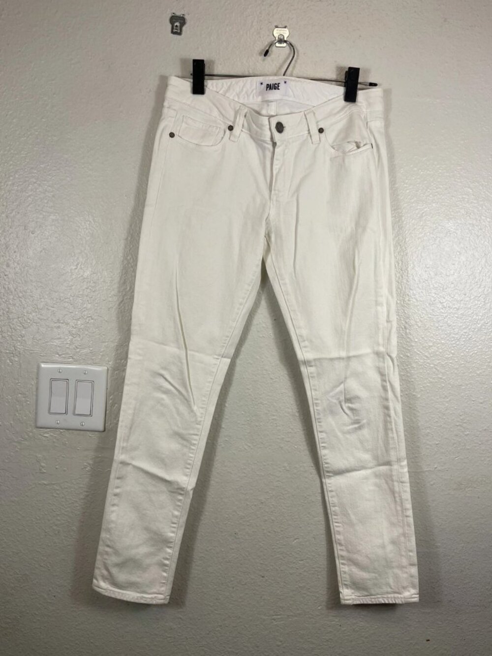 PAIGE Jeans Women's 28 White Denim Skyline Ankle Peg Low Rise Cotton Blend